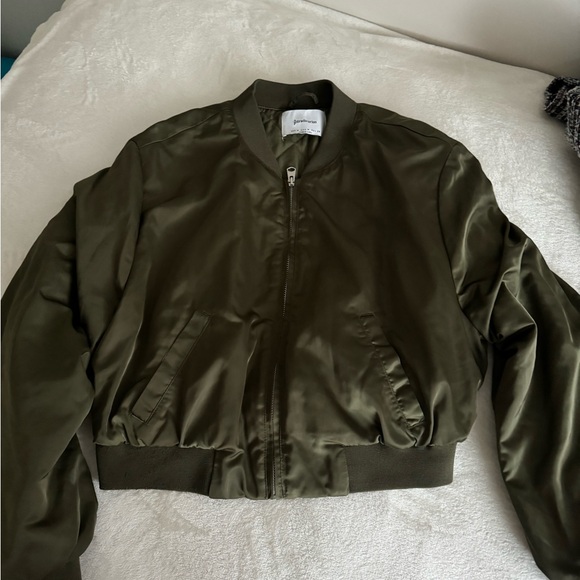 Woman bomber - Picture 2 of 4